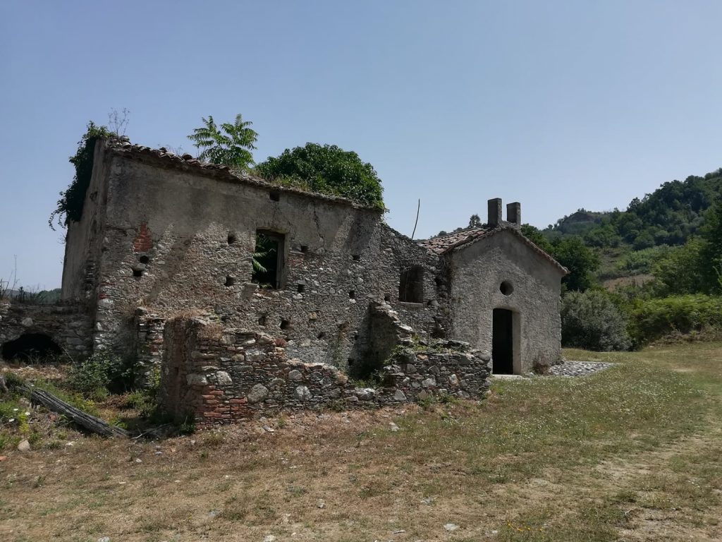 chiesa sant'angelo ponte savuto