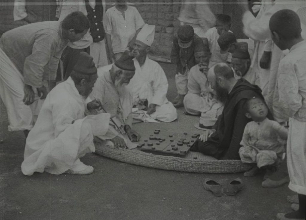 Auf dem koreanischen Missionsfelde [On the Korean Mission Field] (DE  - 1927) di Norbert Weber - Credit: Korean Film Archive, Seoul