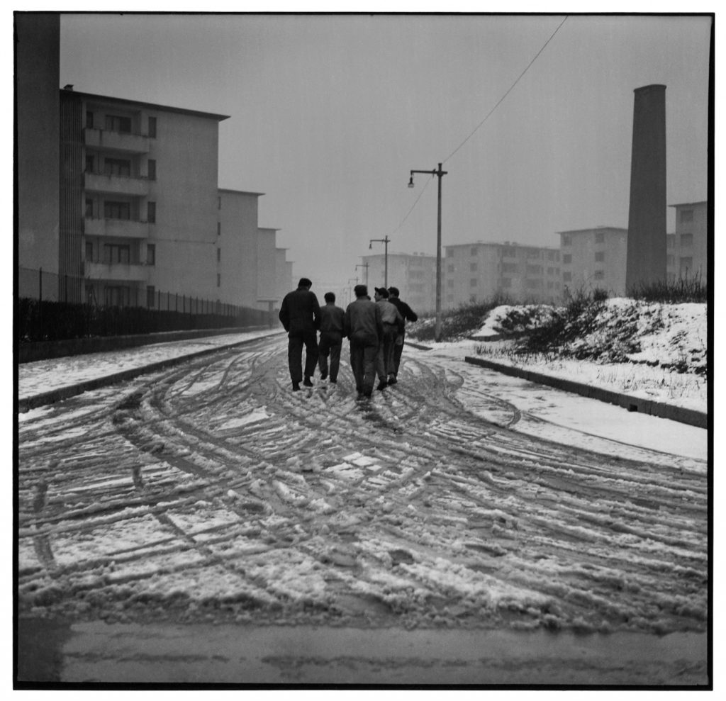 1. Ugo Mulas Milano 1953 1954 © Eredi Ugo Mulas Tutti i diritti riservati Courtesy Archivio Ugo Mulas Milano Galleria Lia Rumma Milano Napoli